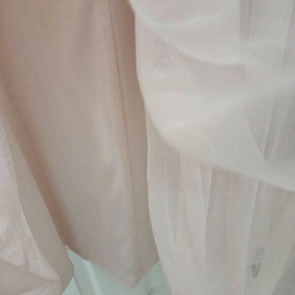 Frock & Frill Midi Dress Medium Embroidered Floral Pink Open Back Cocktail - Picture 9 of 13